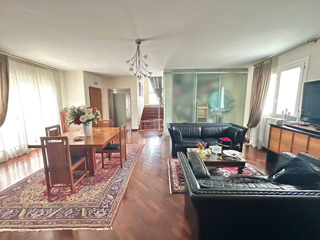 Appartamento a Aversa in Piazza Francesco Crispi - Foto 2