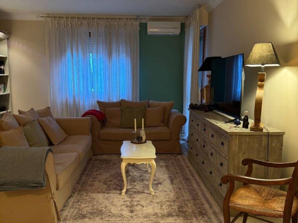 Appartamento a Prato in Via Cilento - Foto 2