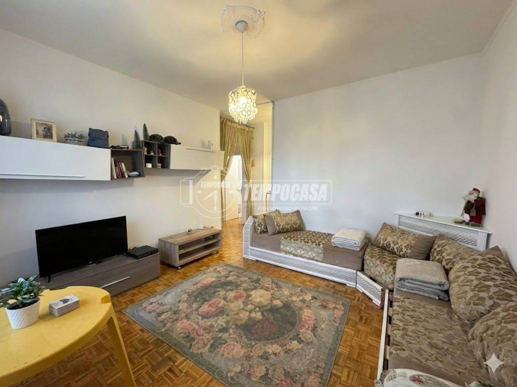 Appartamento a Merate in Via Edmondo de Amicis 5 - Foto 4