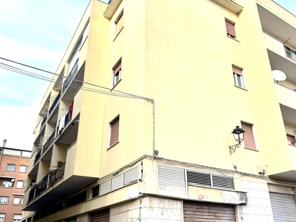 Appartamento a Civitavecchia in Via Gorizia, 7 - Foto 2