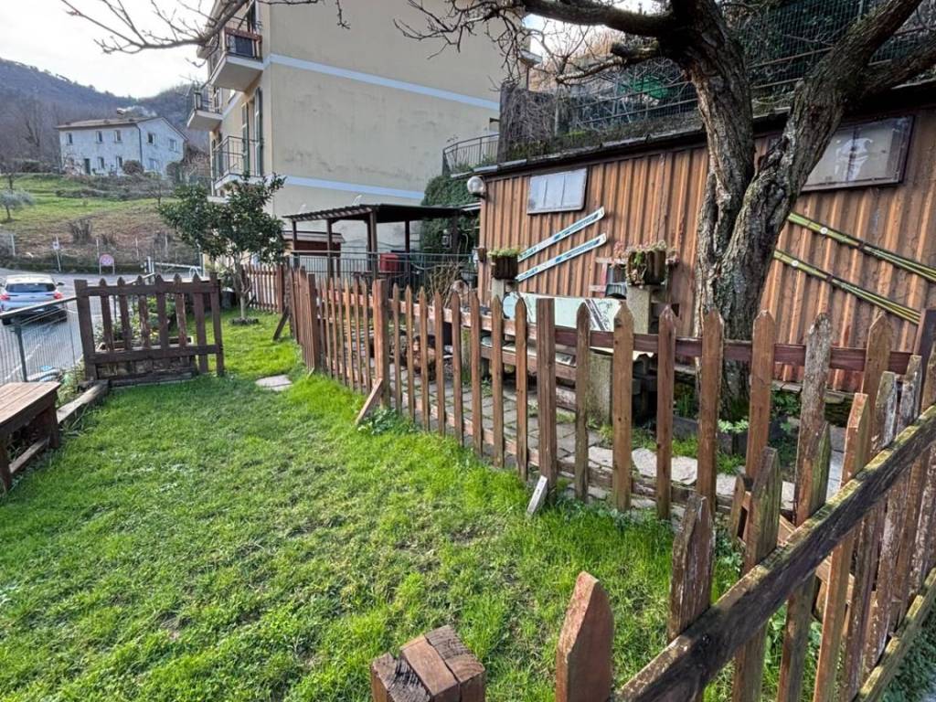 Casa indipendente a Genova in Via delle Terre Rosse - Foto 2