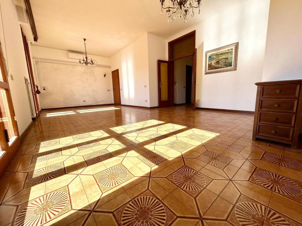 Appartamento a Empoli in Piazza A. Toscanini - Foto 3