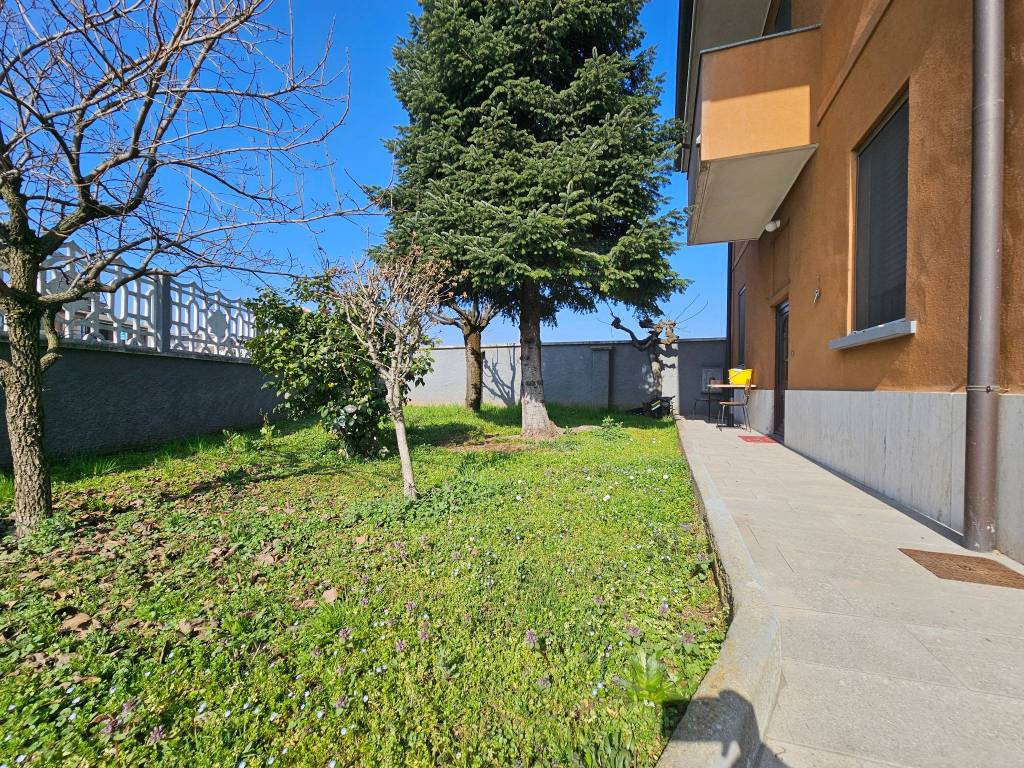 Villa a Magenta in Strada Robecco - Foto 3