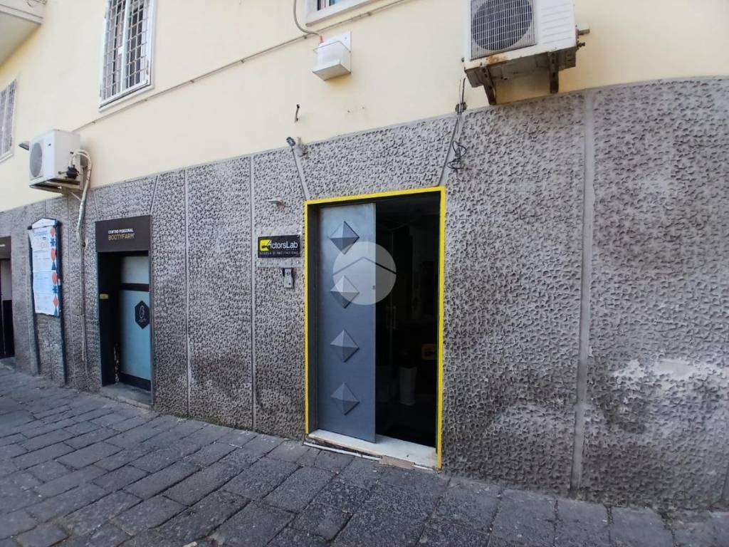 Immobile a Napoli in Via Girolamo Santacroce, 74 - Foto 3