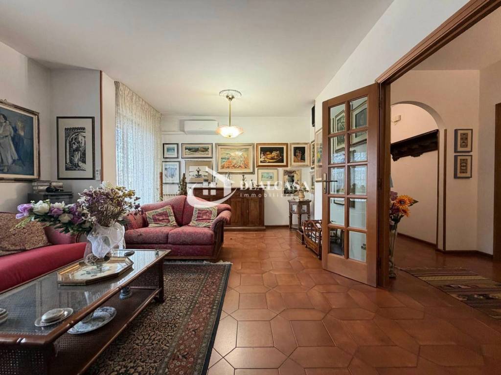 Appartamento a Nuoro in Via Monsignor Giuseppe Cogoni, 2 - Foto 5