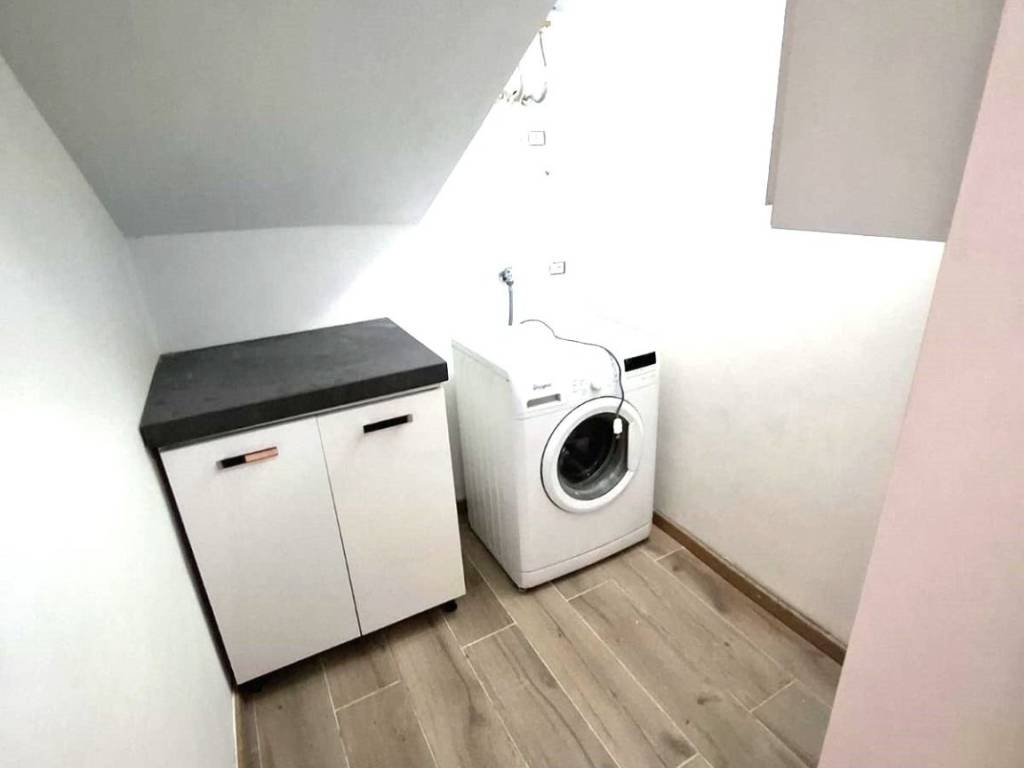Appartamento a Saronno in Via Varese - Foto 4