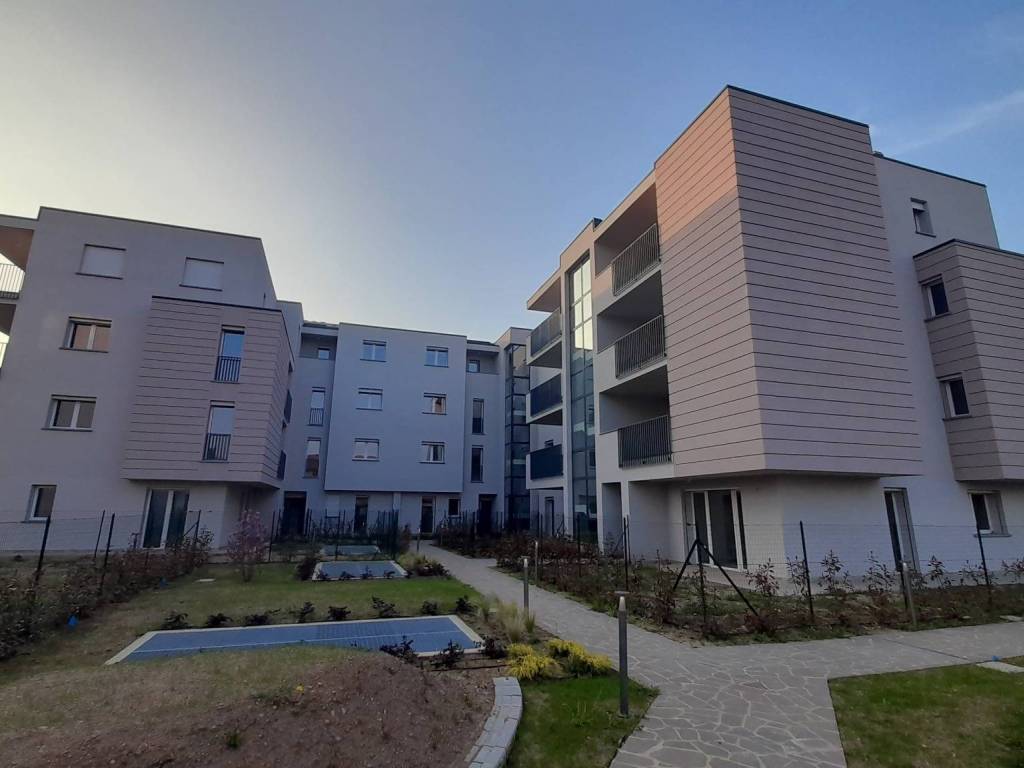 Appartamento a Giussano in viale Monza 82 - Foto 2