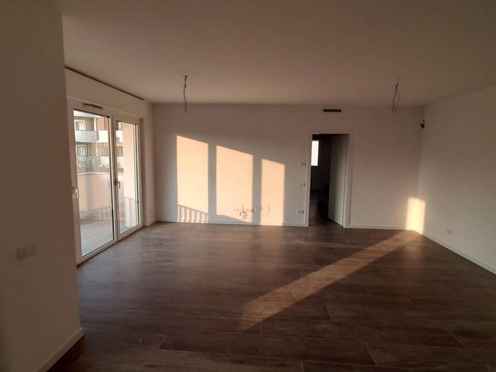 Appartamento a Giussano in viale Monza 82 - Foto 3