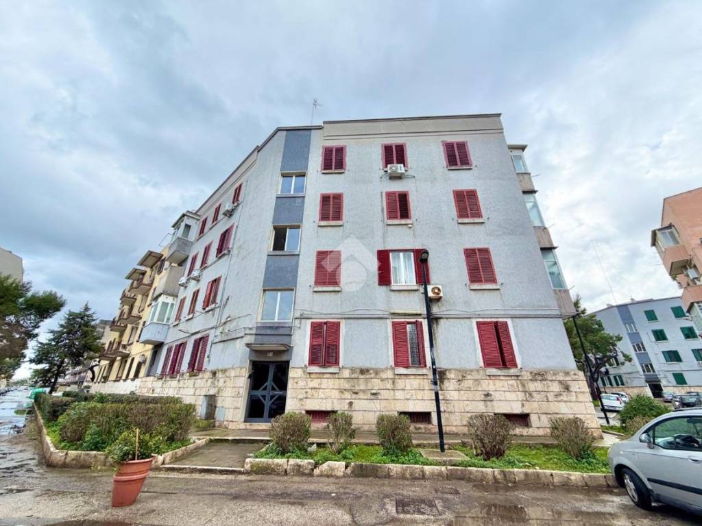 Appartamento a Bari in Via Magna Grecia - Foto 2