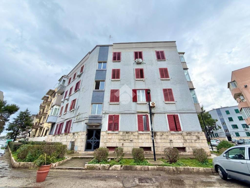Appartamento a Bari in Via Magna Grecia - Foto 4