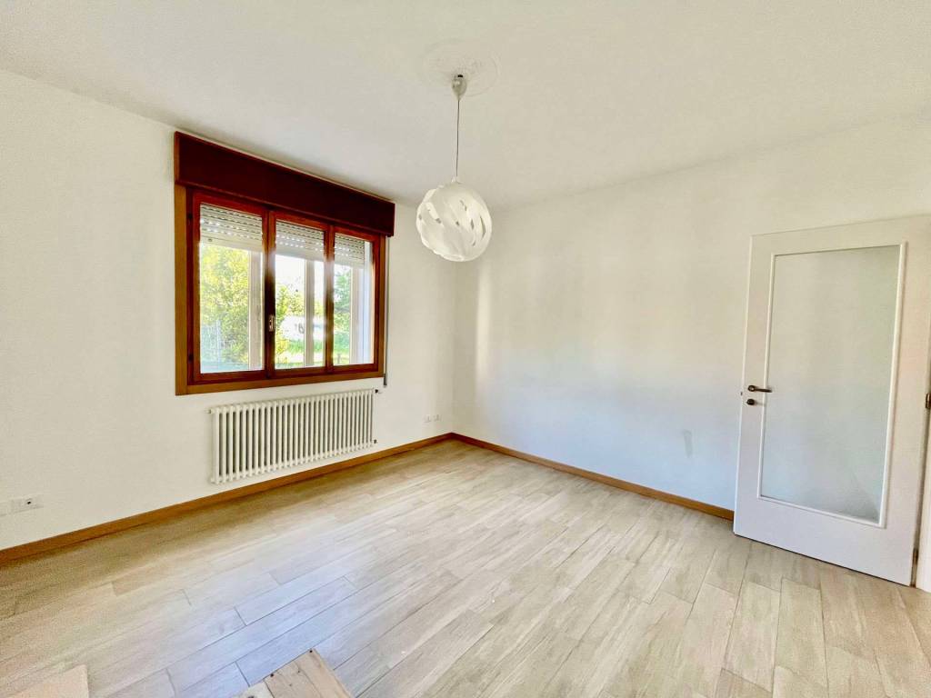 Appartamento a Concordia sagittaria in Via Santi Martiri, 83 - Foto 3