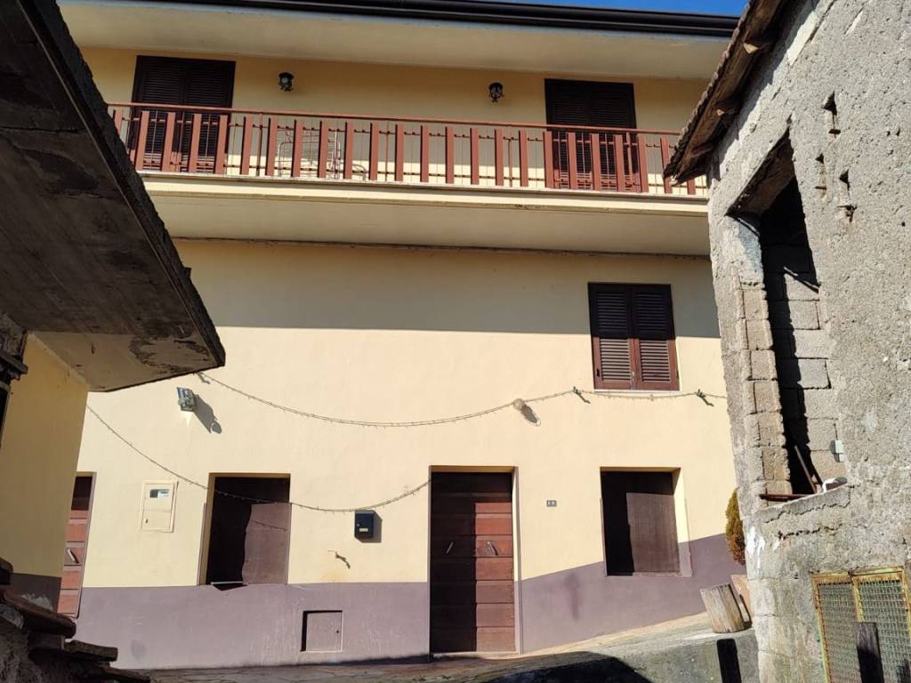 Casa indipendente a Alatri in Via Vicero - Foto 2