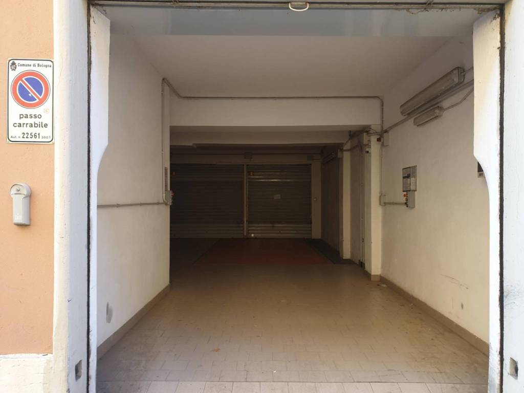 Box / garage a Bologna in Vicolo Borchetta - Foto 3