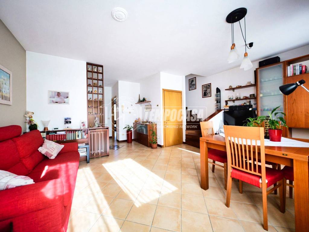Appartamento a Limana in Via Comuni Gemellati 26 - Foto 3
