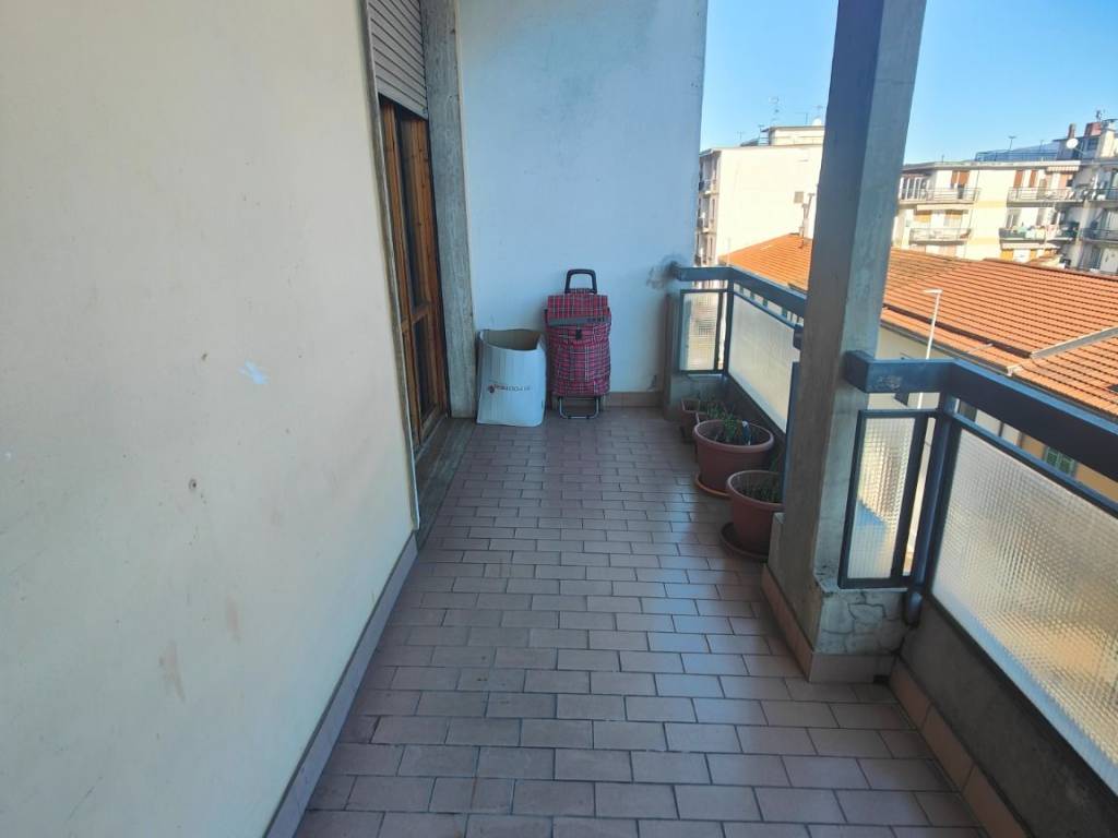 Appartamento a Montevarchi in Via Antonio Gramsci - Foto 5