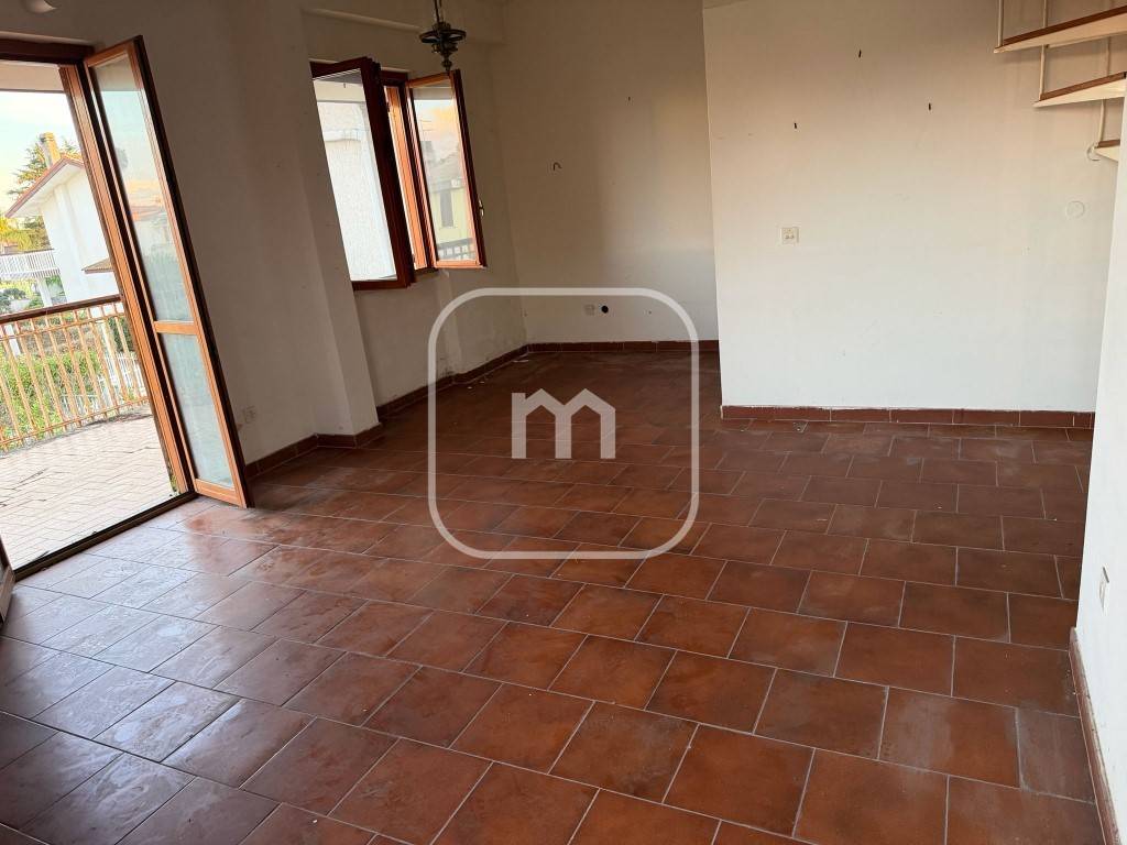 Villa a Anzio in Via Severino Ferrari, 21 - Foto 4