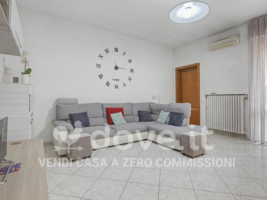 Appartamento a Cesano maderno in Via Tonale, 22 - Foto 2