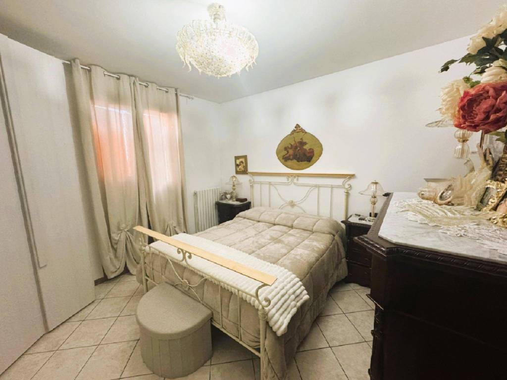 Appartamento a Reggio emilia in Via Fratelli Bandiera - Foto 5
