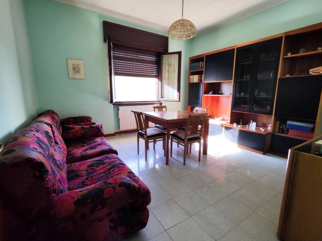 Villa a Nerviano in Via Adamello, 5 - Foto 5