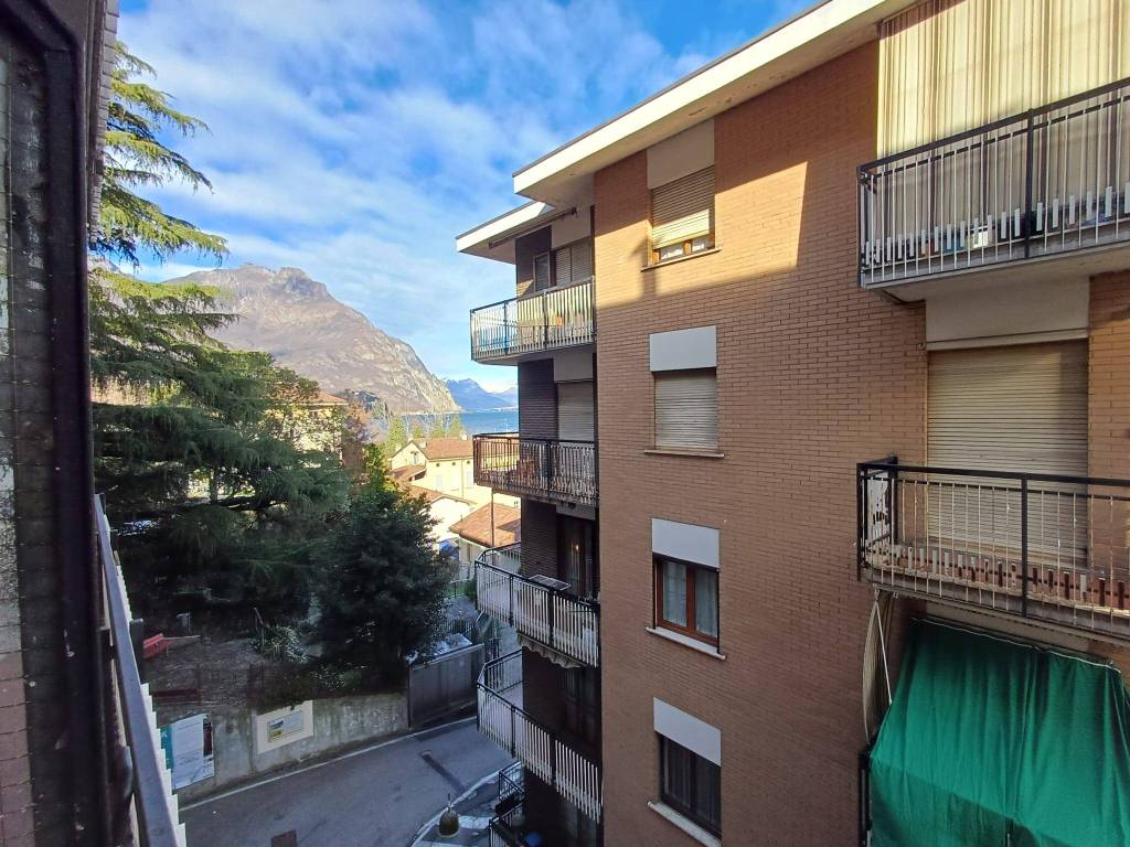 Appartamento a Malgrate in Via San Carlo, 6 - Foto 2