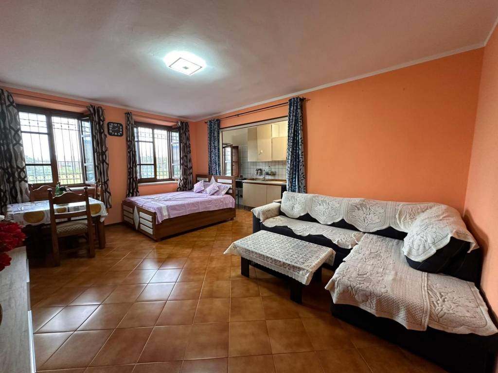 Appartamento a Gadesco-pieve delmona in Via Cesare Battisti, 43 - Foto 2