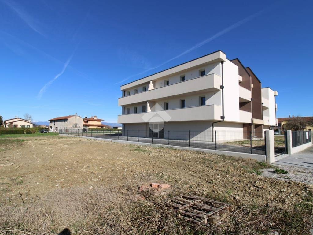 Appartamento a Motta di livenza in via L'Isle Jourdain - Foto 4