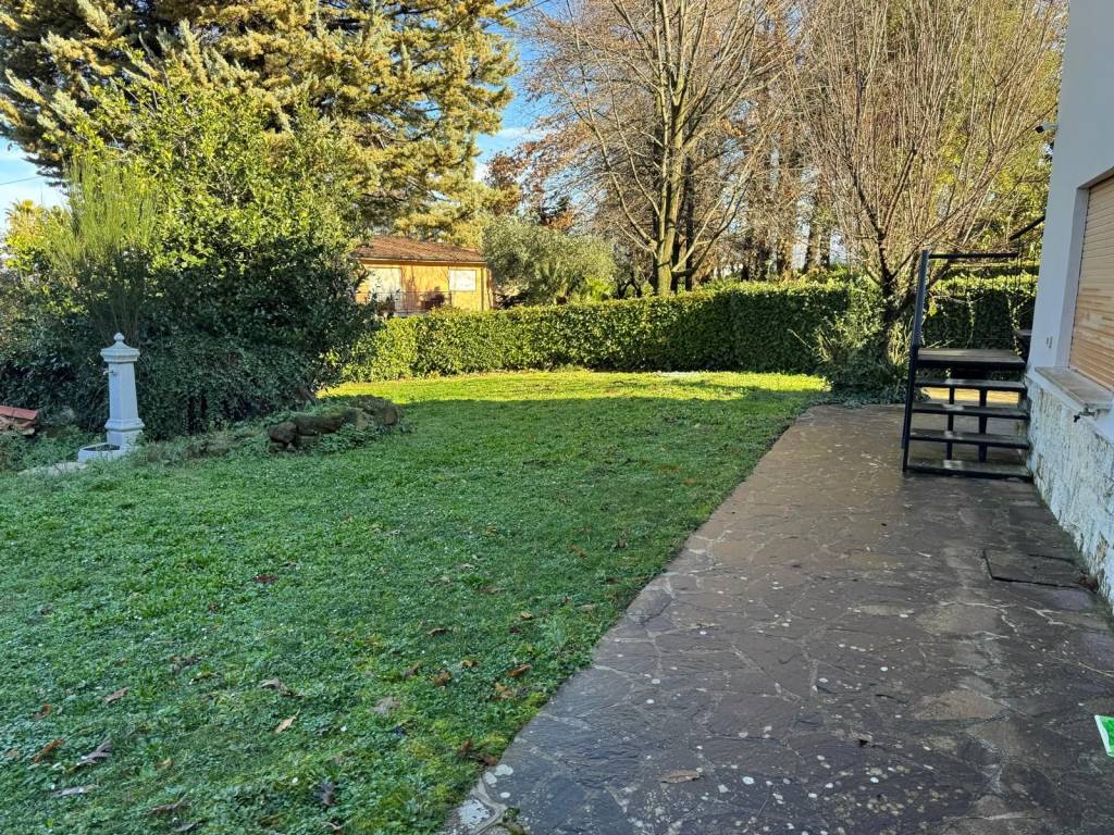 Villa a Monte compatri in Via Alfredo Serranti, 135 - Foto 5