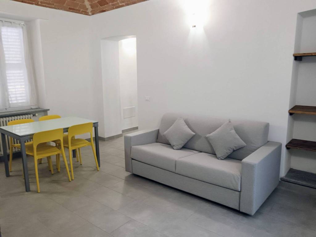 Appartamento a Asti in Corso Vittorio Alfieri, 197 - Foto 4