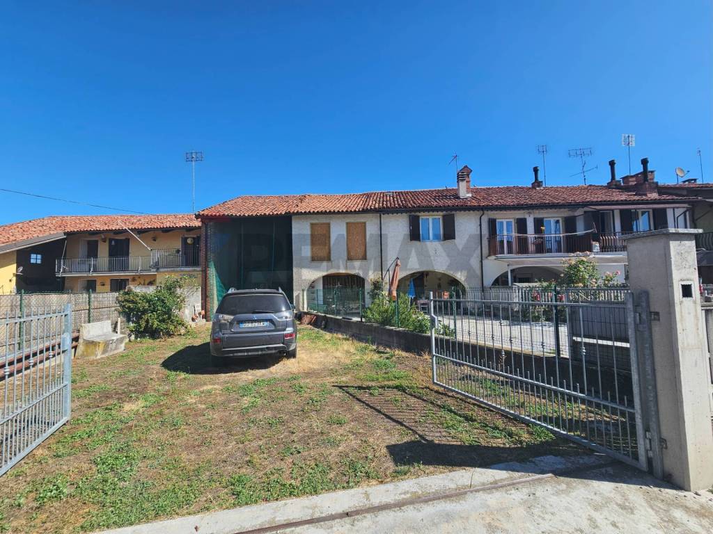 Rustico / casale a Beinette in via Vecchia di Beinet, 54 - Foto 2