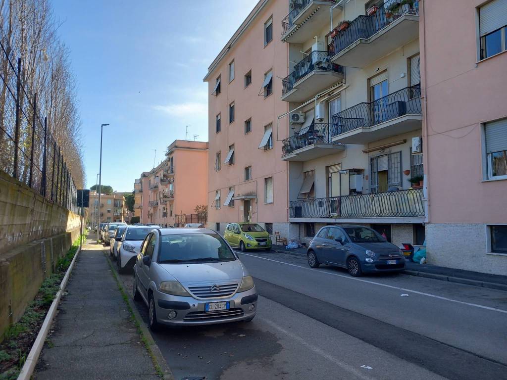Appartamento a Civitavecchia in Via Massimo d'Azeglio - Foto 2