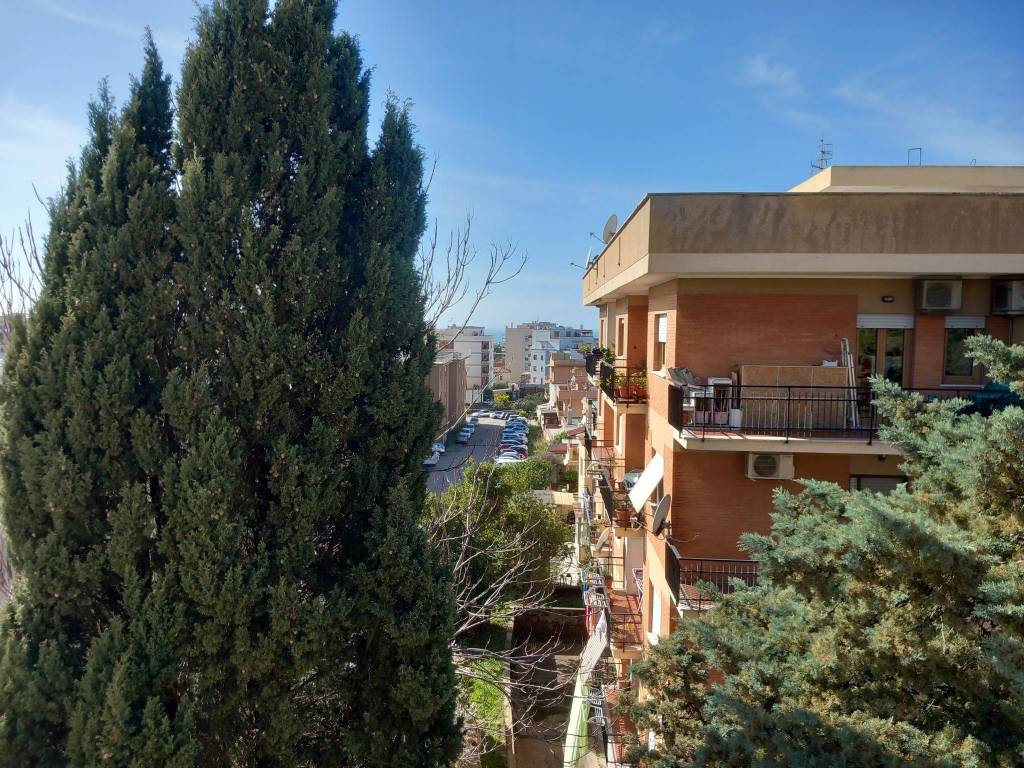 Appartamento a Civitavecchia in Via Massimo d'Azeglio - Foto 4