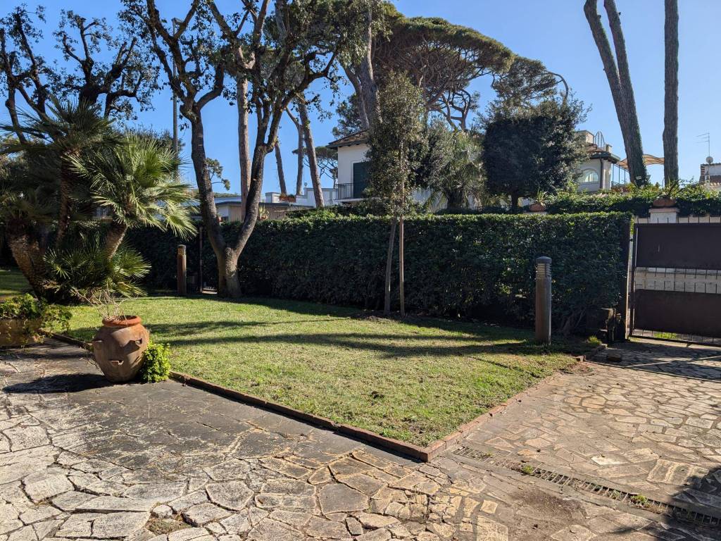 Villa a Fiumicino in Via Rapallo - Foto 3