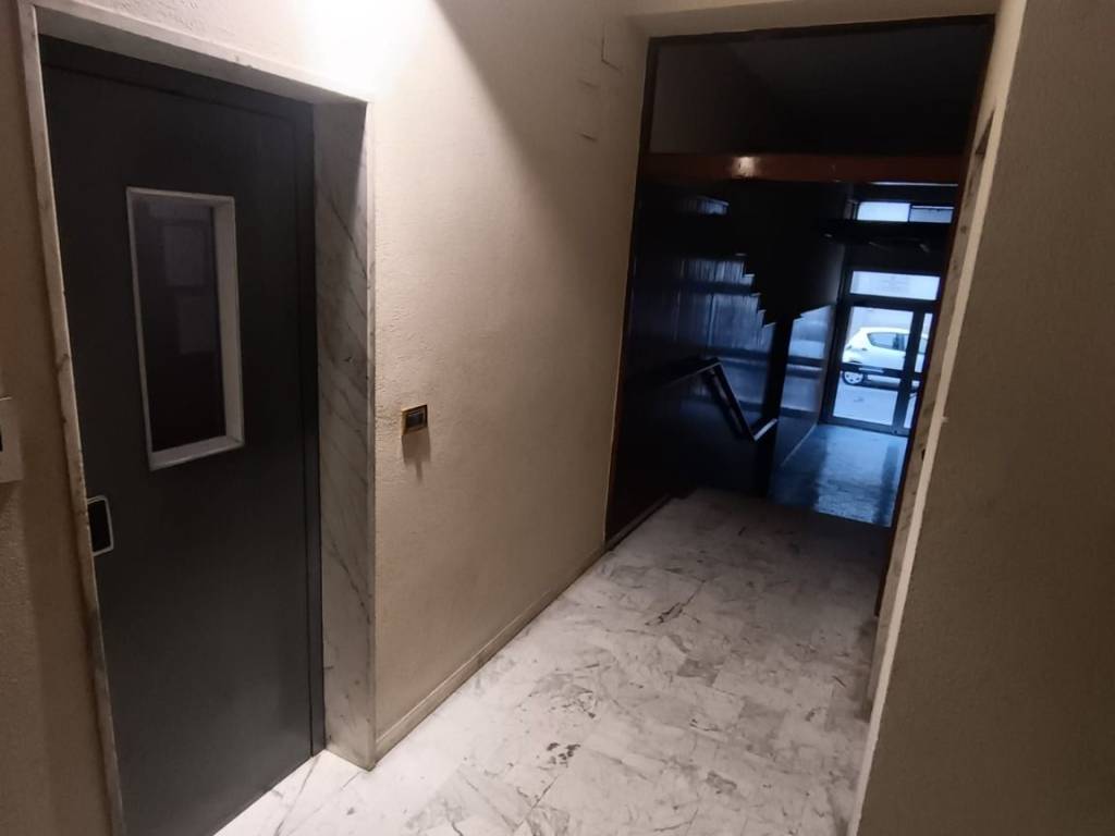Appartamento a Bari in Via Pasquale Villari, 10 - Foto 5