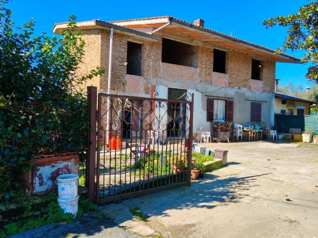 Casa indipendente a Lariano - Foto 2