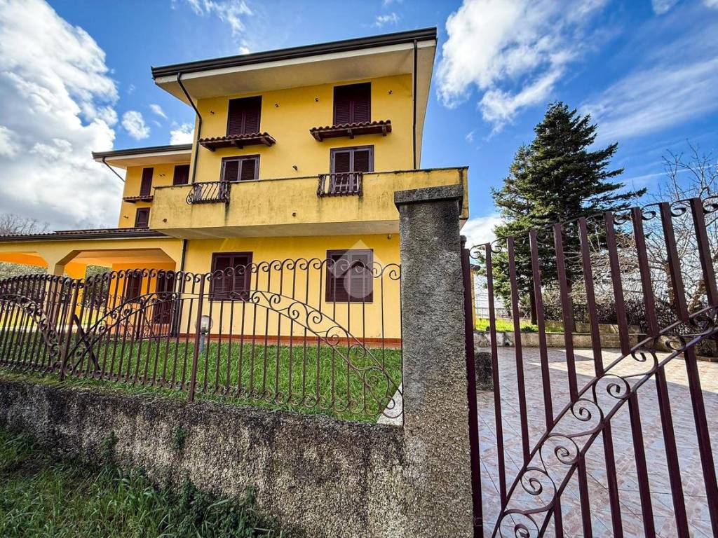 Villa a San lucido in C.da acquabianca, 11 - Foto 2