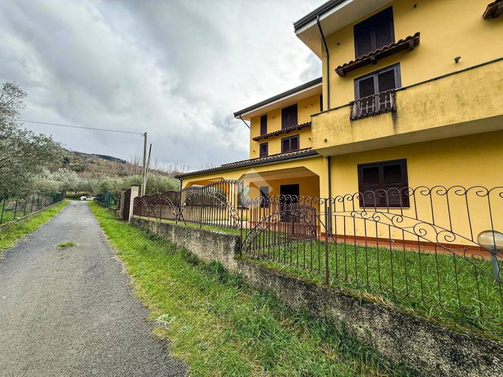 Villa a San lucido in C.da acquabianca, 11 - Foto 3