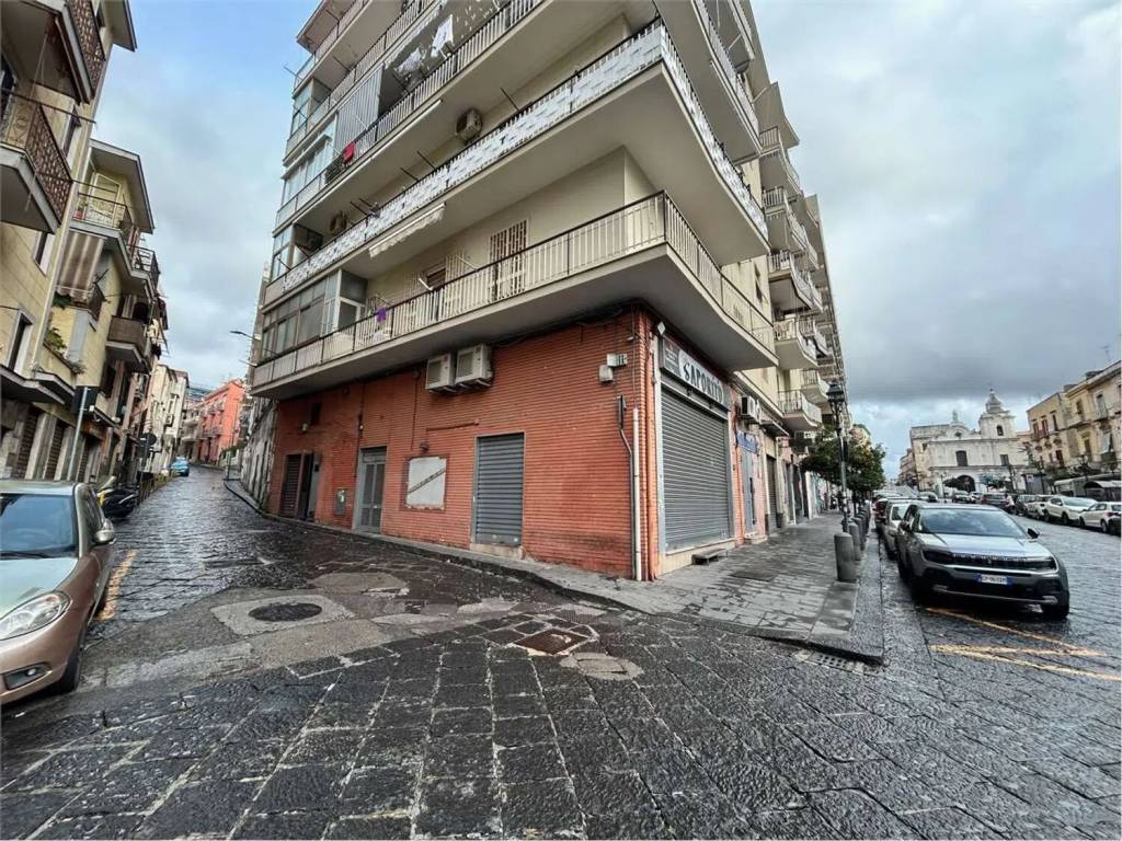 Immobile a Torre del greco in Piazza Luigi Palomba, 1 - Foto 5