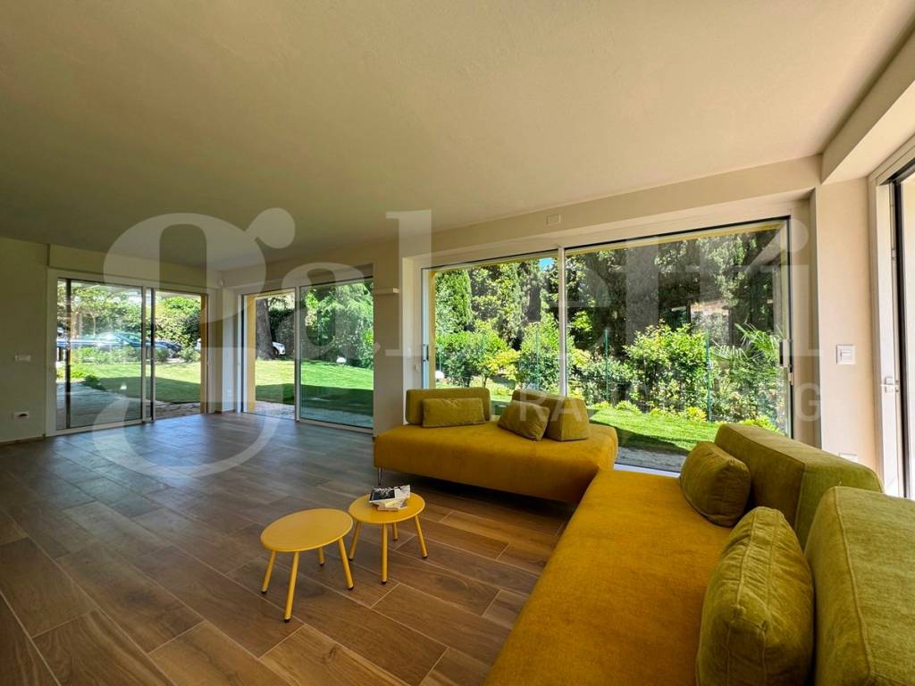Villa a Padenghe sul garda in via Metelli, 78 - Foto 2