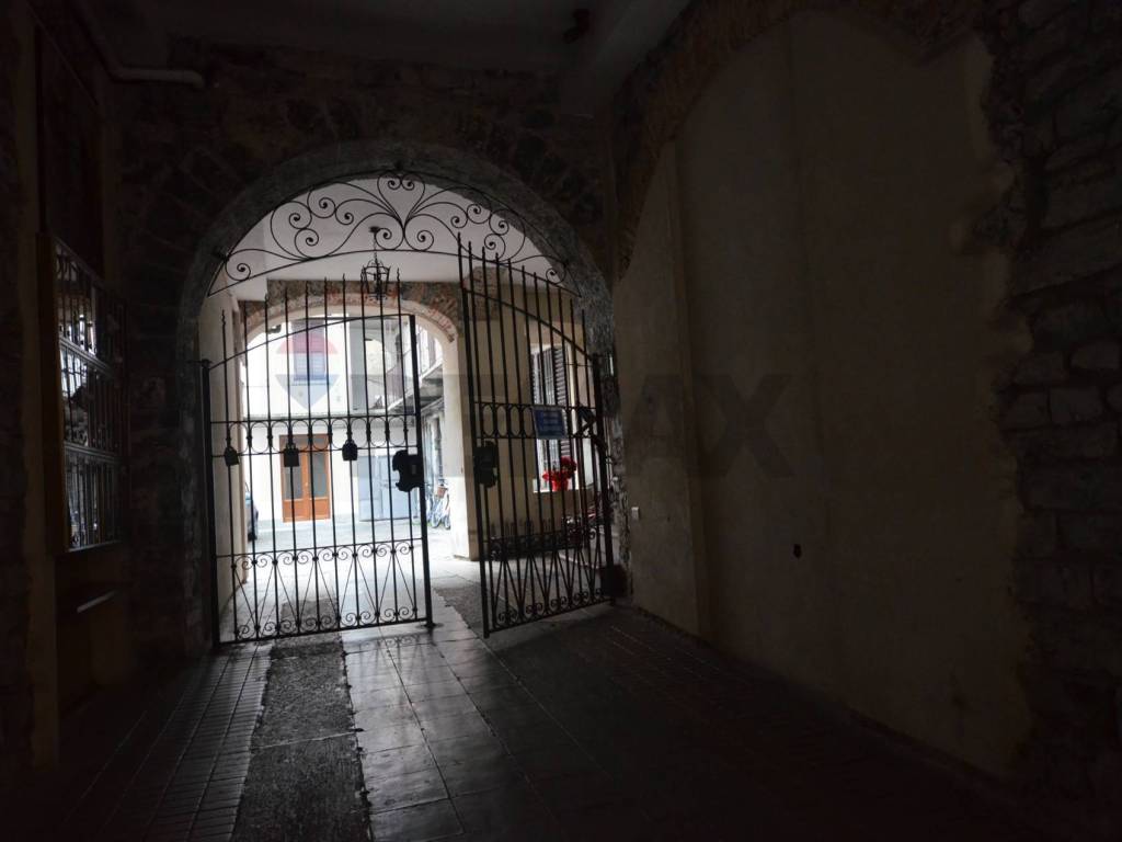 Appartamento a Como in Via Vitani, 30 - Foto 3