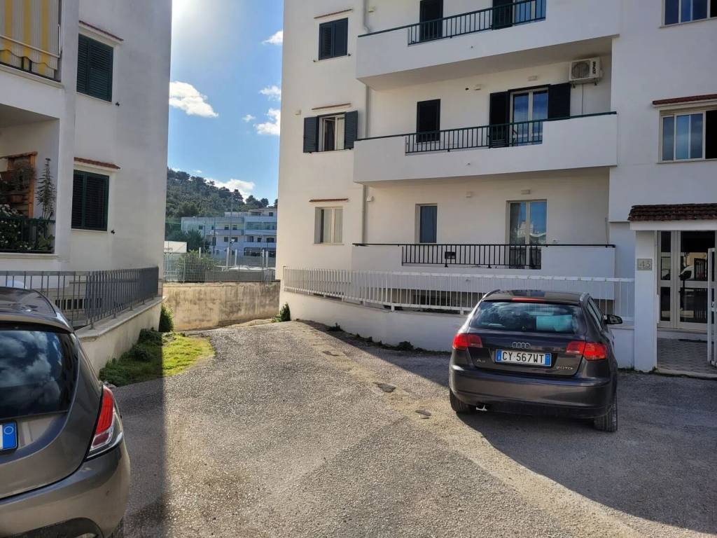 Box / garage a Vieste in Via Sandro Pertini, 43 - Foto 2