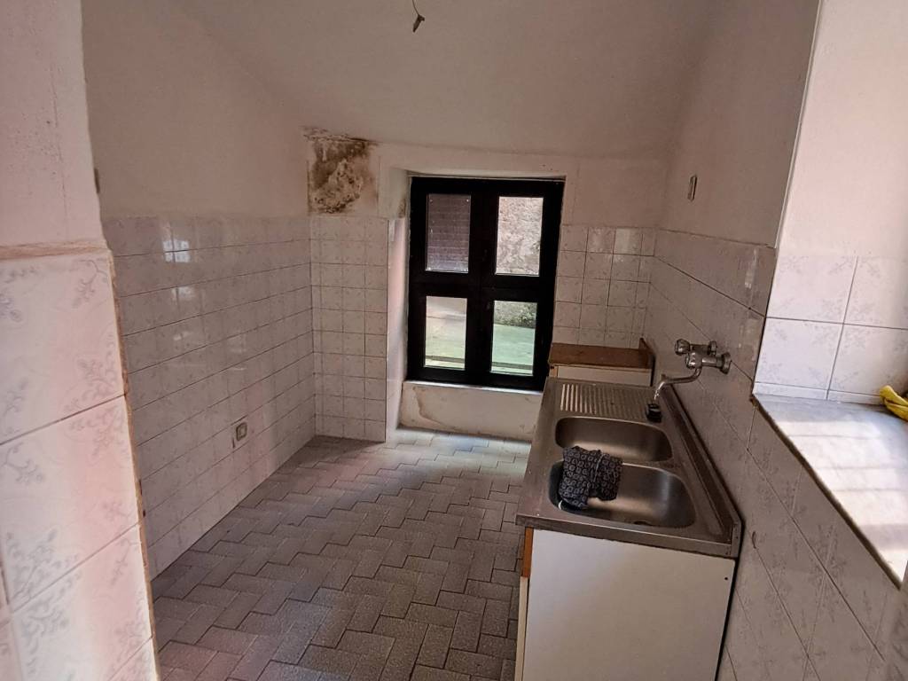 Casa indipendente a Airola in Via Parata - Foto 3
