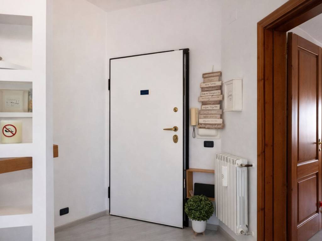 Appartamento a Livorno in Via Dell' Oriolino - Foto 2
