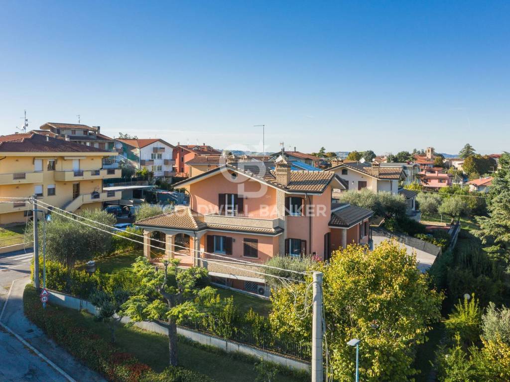 Villa a Montescudo - montecolombo in via Saragat, 20 - Foto 5