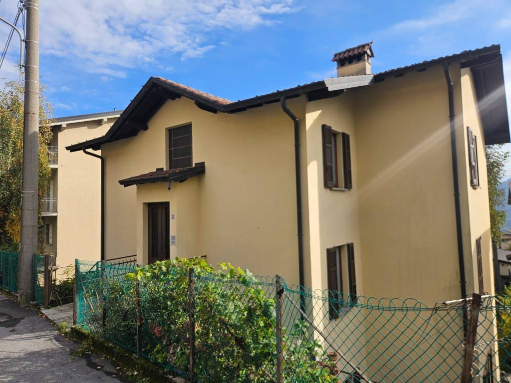 Appartamento a Sormano in Via Calbera, 3 - Foto 2