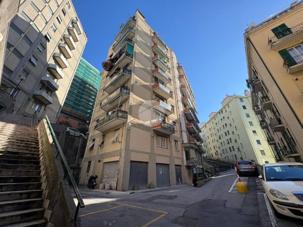 Appartamento a Genova in Via Mario Tosa, 14 - Foto 2