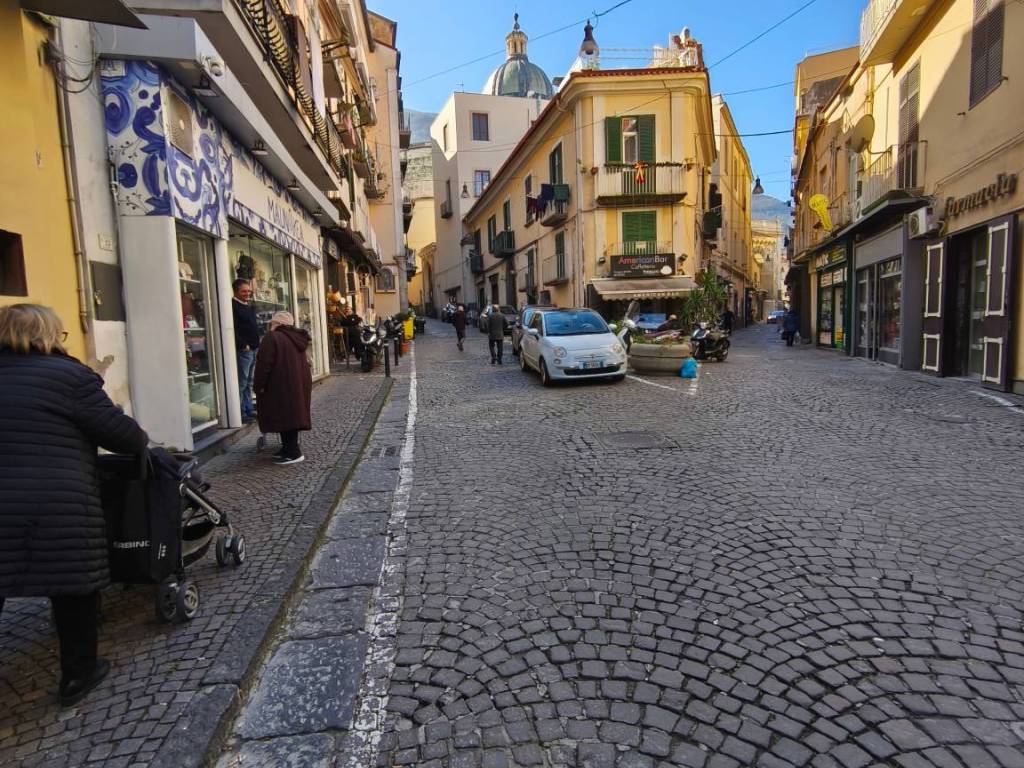 Appartamento a Castellammare di stabia in Piazzetta Quartuccio - Foto 3