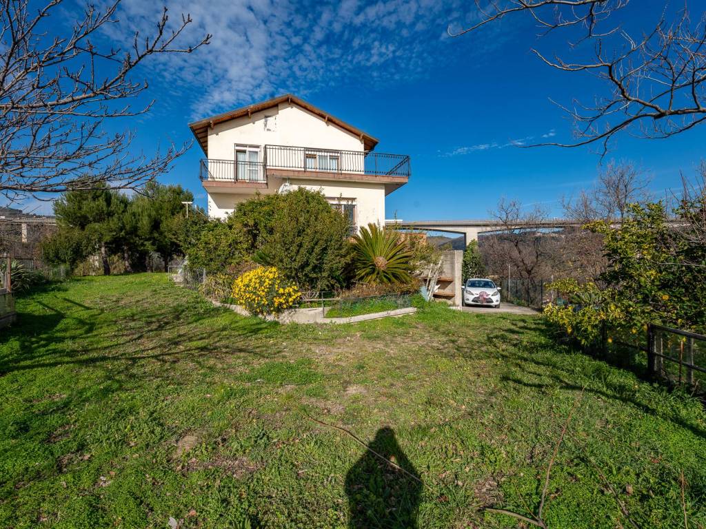 Villa a San lorenzo al mare in Via Molino - Foto 3