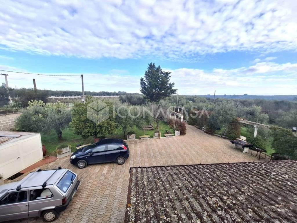 Villa a Sannicandro di bari in Strada Comunale Esterna Via Vecchia di Canneto - Foto 2