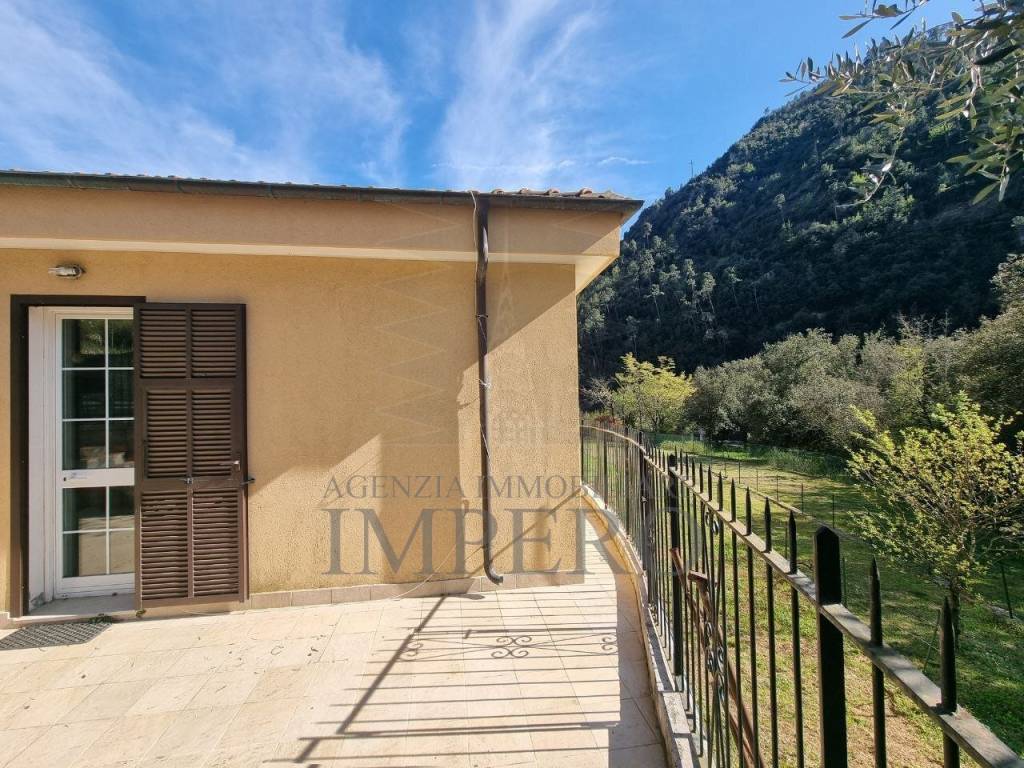 Villa a Airole in Via Nazionale, 20 - Foto 3