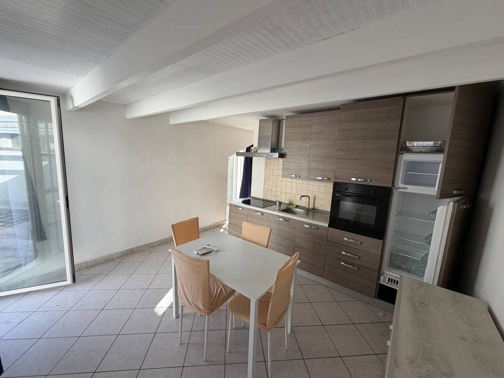Appartamento a Bari in Via Giulio Petroni - Foto 2